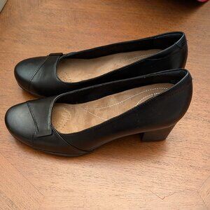 Clarks Rosalynn Belle Black Leather Dress Pump